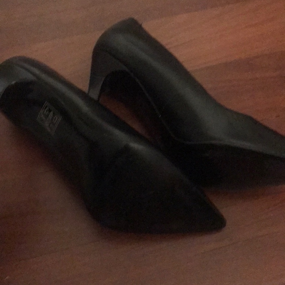 Mango black pump - Picture 3 of 3